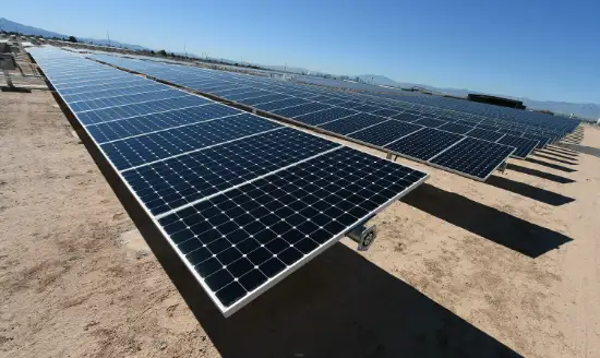 600w solar panels